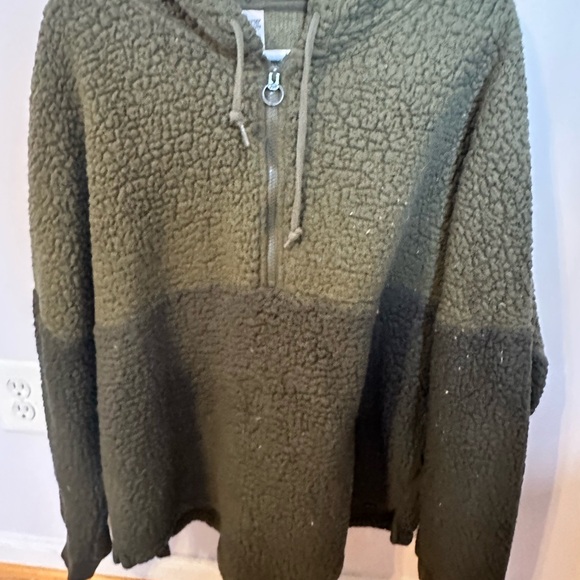 PINK Victoria's Secret Sweaters - BOGO: PINK Victoria's Secret Olive Green Sherpa Hoodie